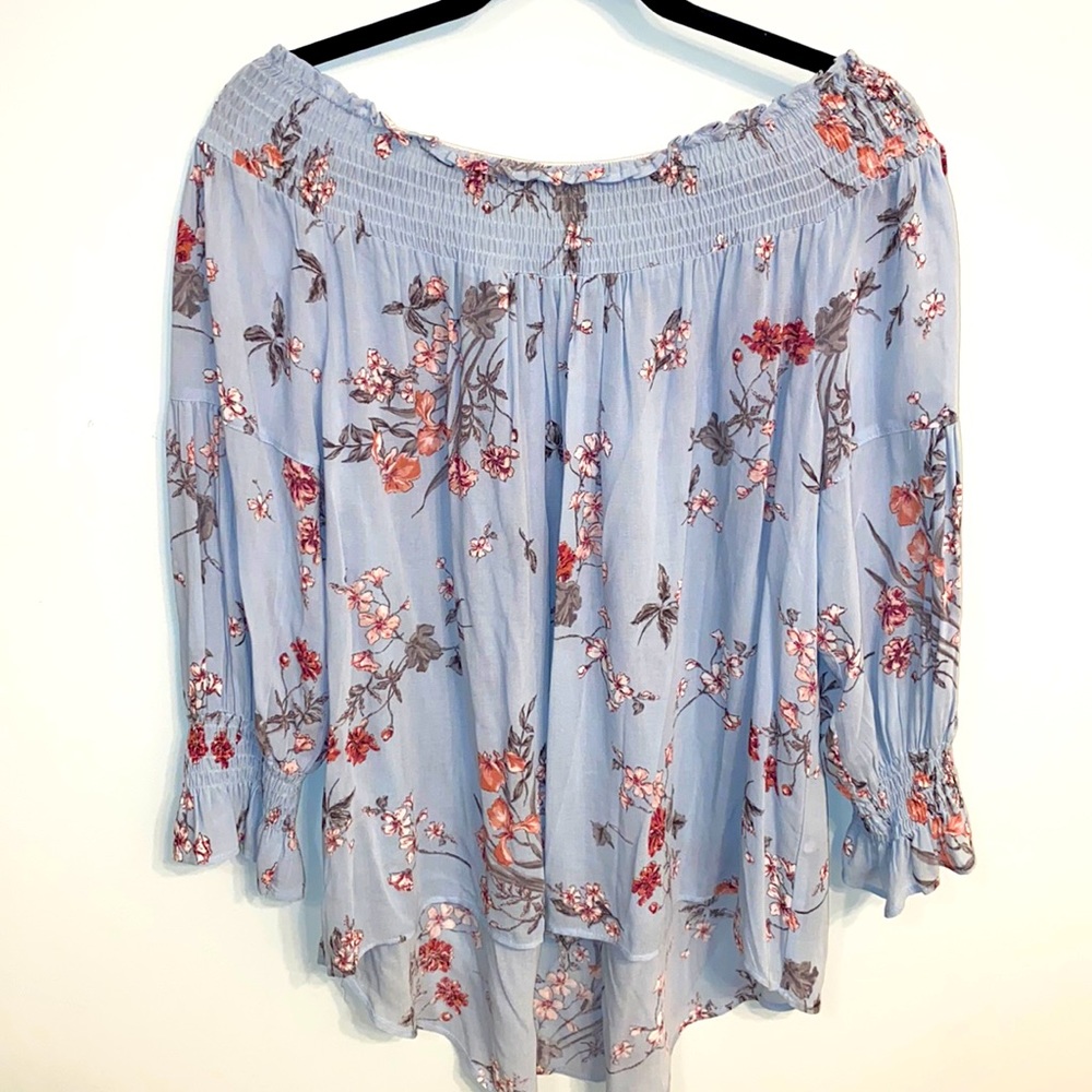 Zara Woman Premium Denim Collection size Large off the shoulder blouse, EC